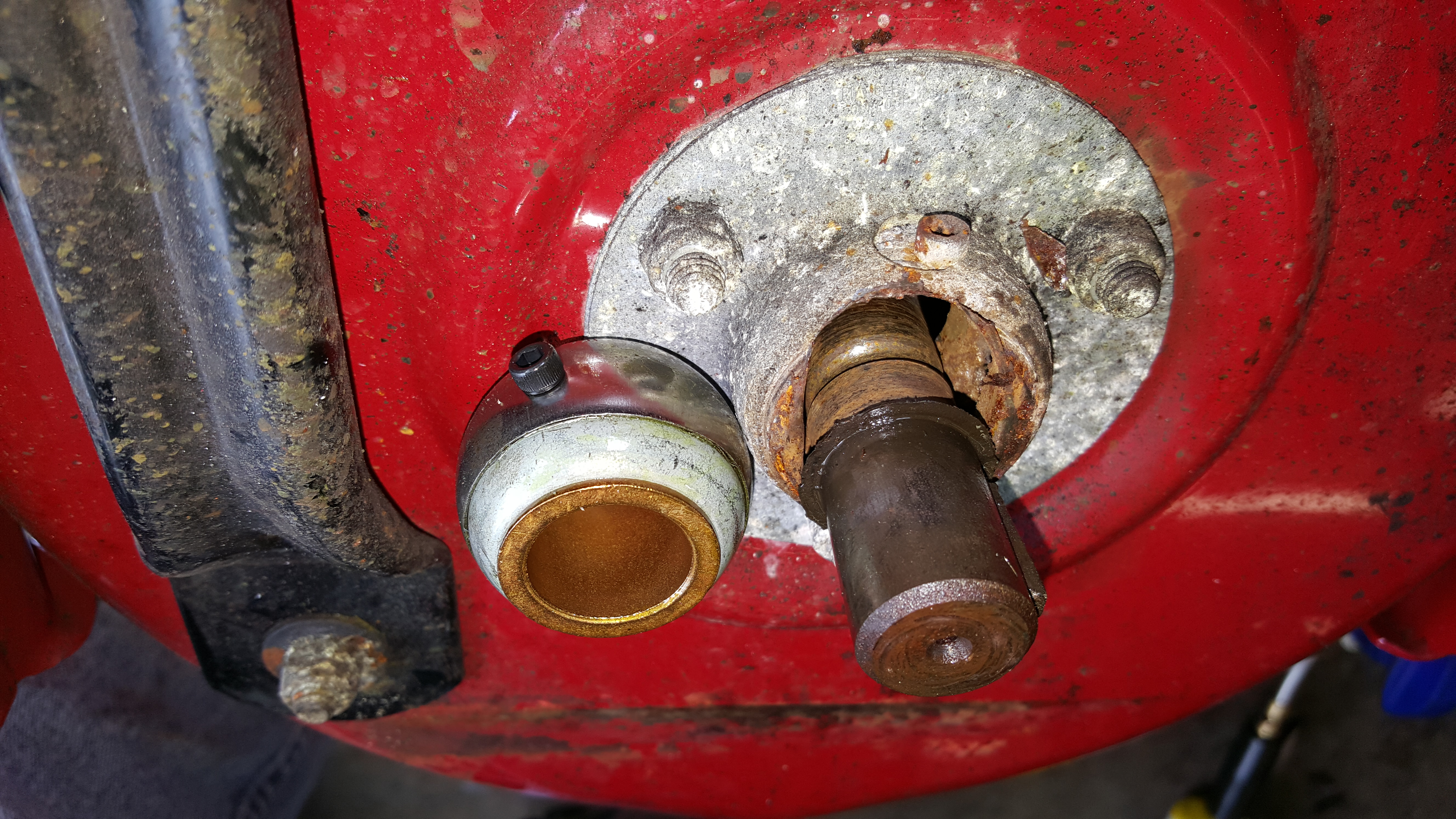 Typical worn out Toro snowblower input shaft bearing.